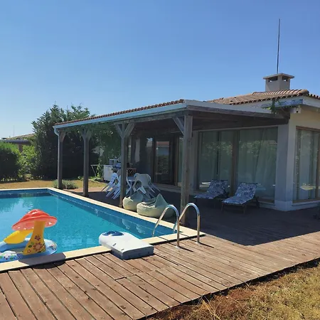 Vila Casablanca With Private Pool Lozenec